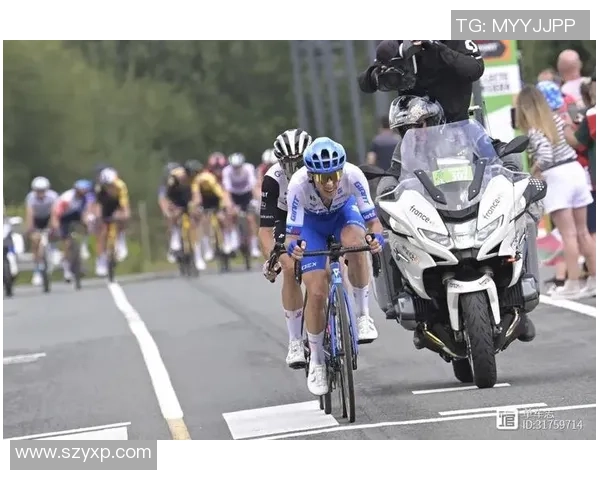 中国自行车选手时隔15年重返环法赛场再创历史突破